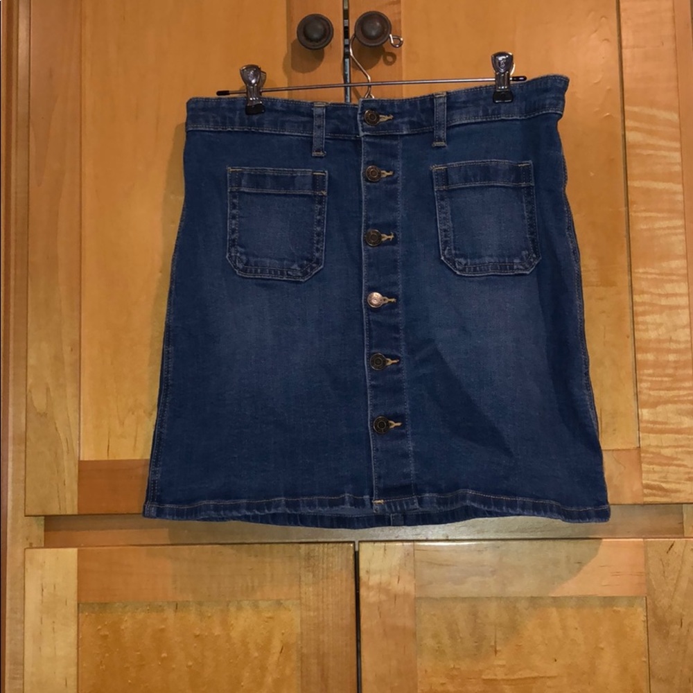 Gap: button up denim skirt